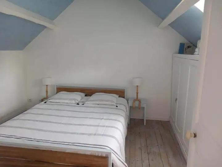 Chambre Bleue Avec Acces Plage ブールジュ エクステリア 写真